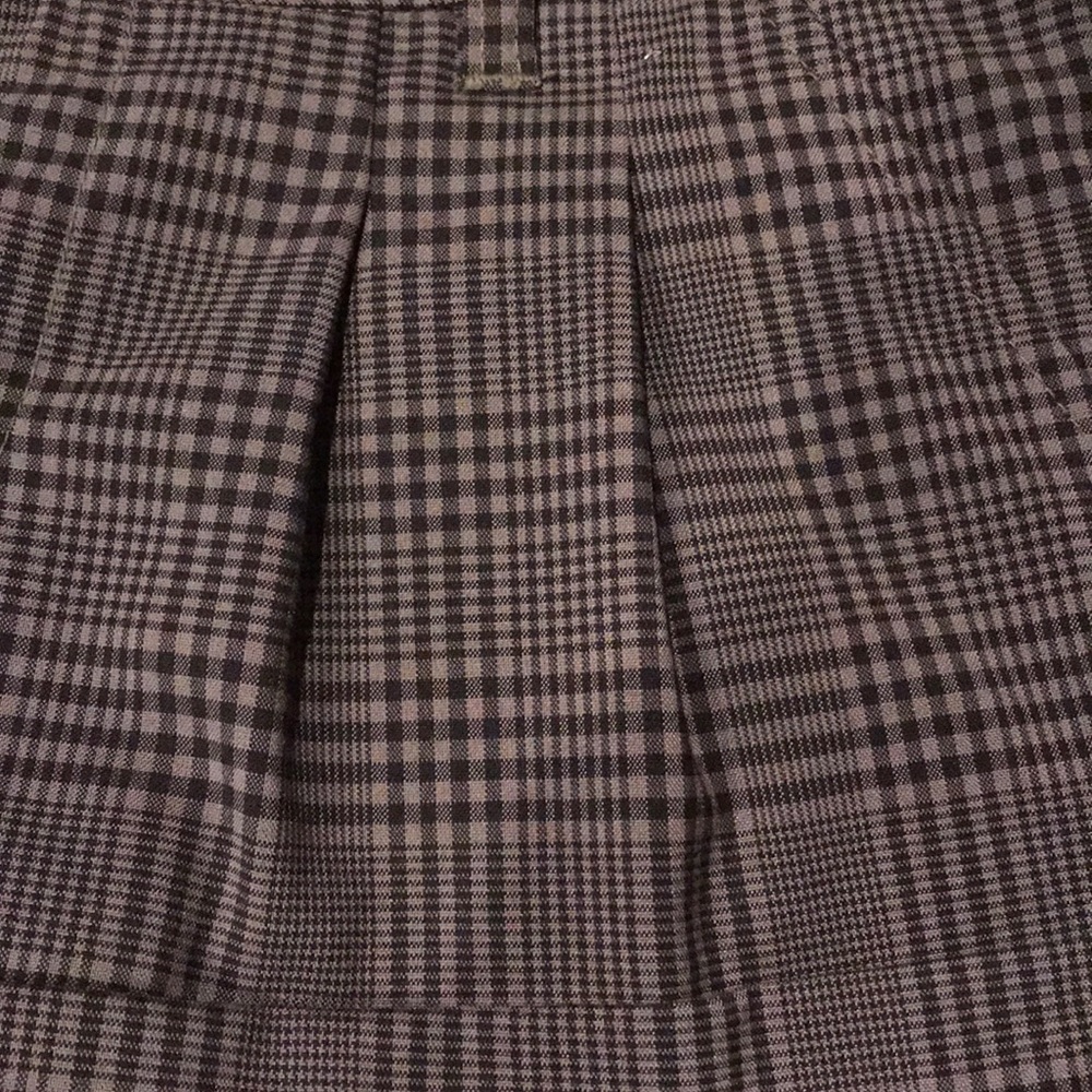 Shorts - Picture 4 of 5